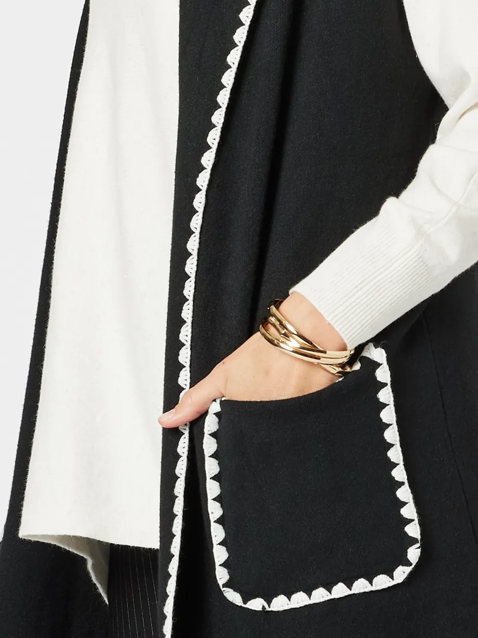 Cosy Contrast Detail Hooded Vest - Black
