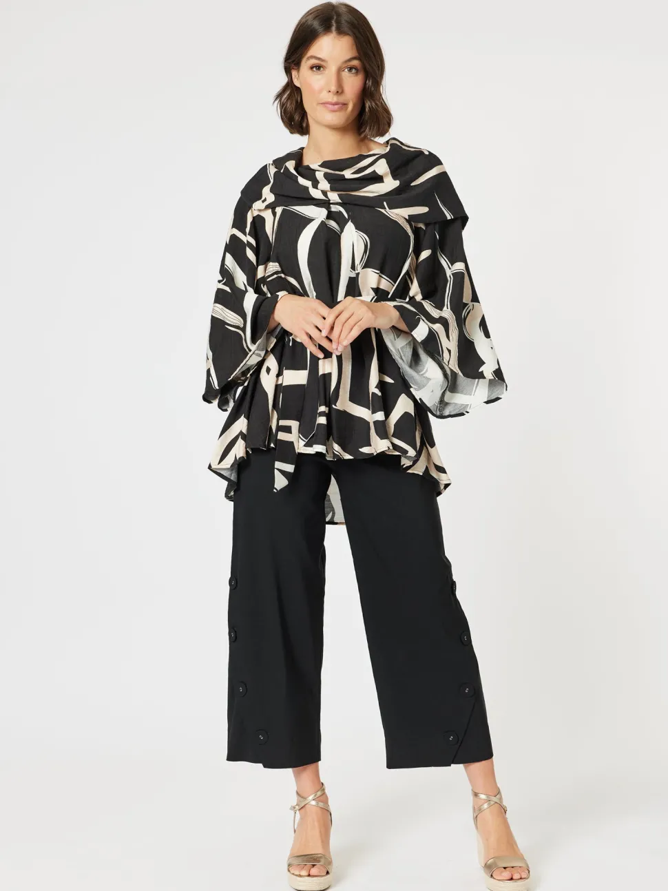 Gallery Wide Leg Button Pant - Black