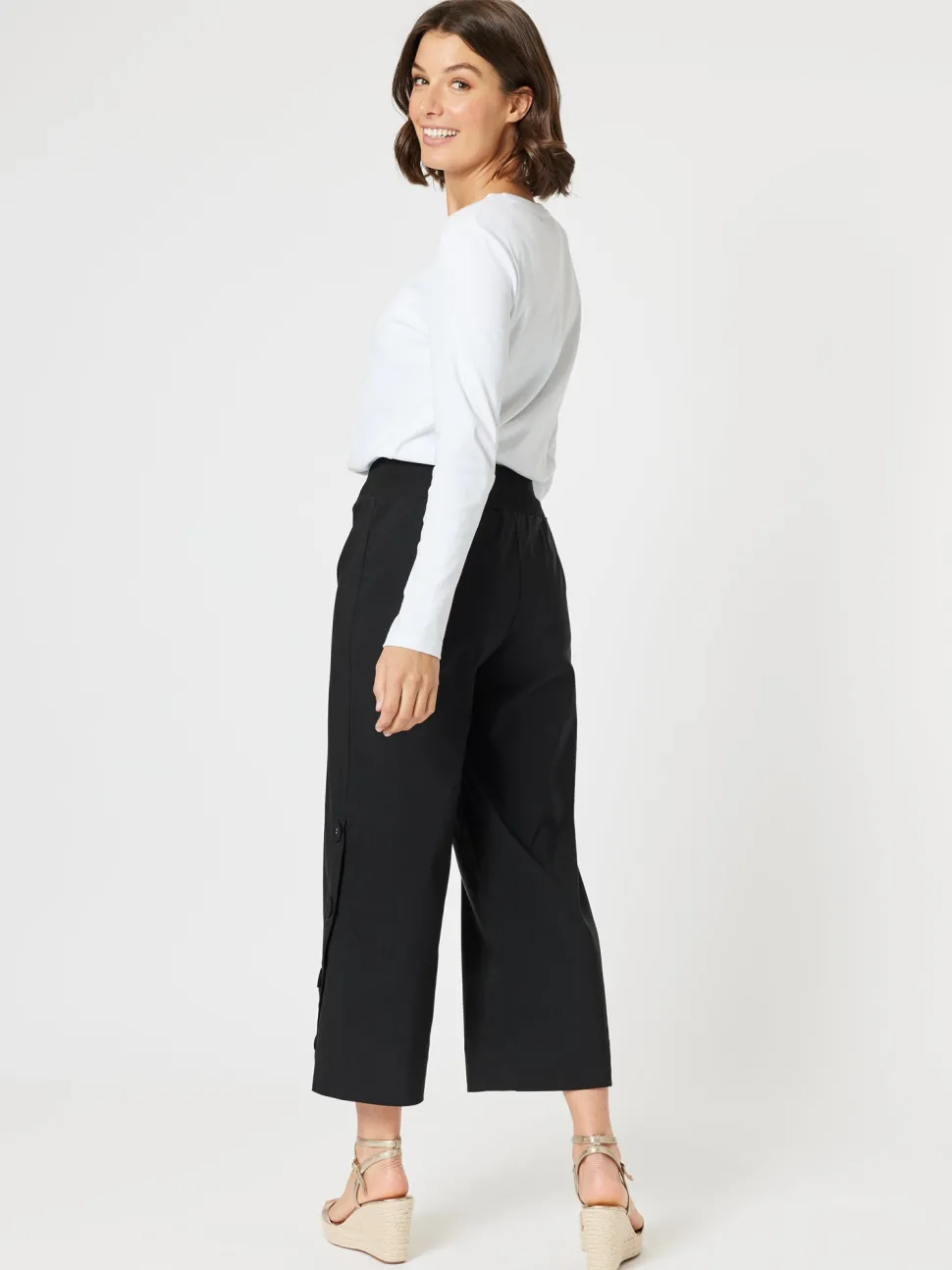 Gallery Wide Leg Button Pant - Black