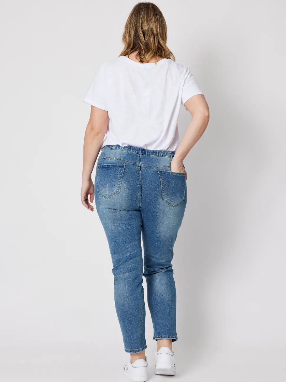 LA Stretch Pull On Jean - Denim