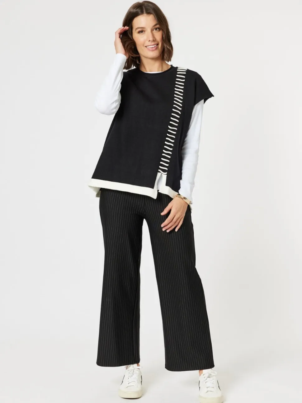 Mode Contrast Stitch Detail Knit - Black/Ivory