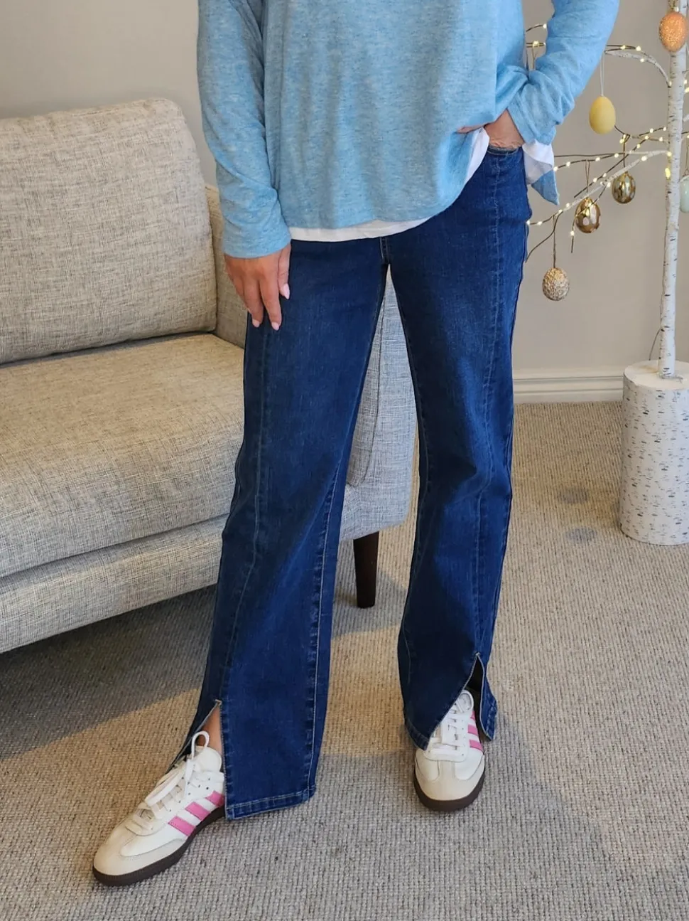 Republic Straight Leg Split Jean - Denim