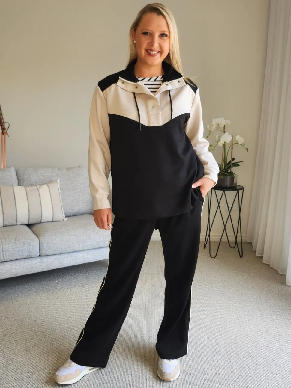 Urban Stripe Pant - Black