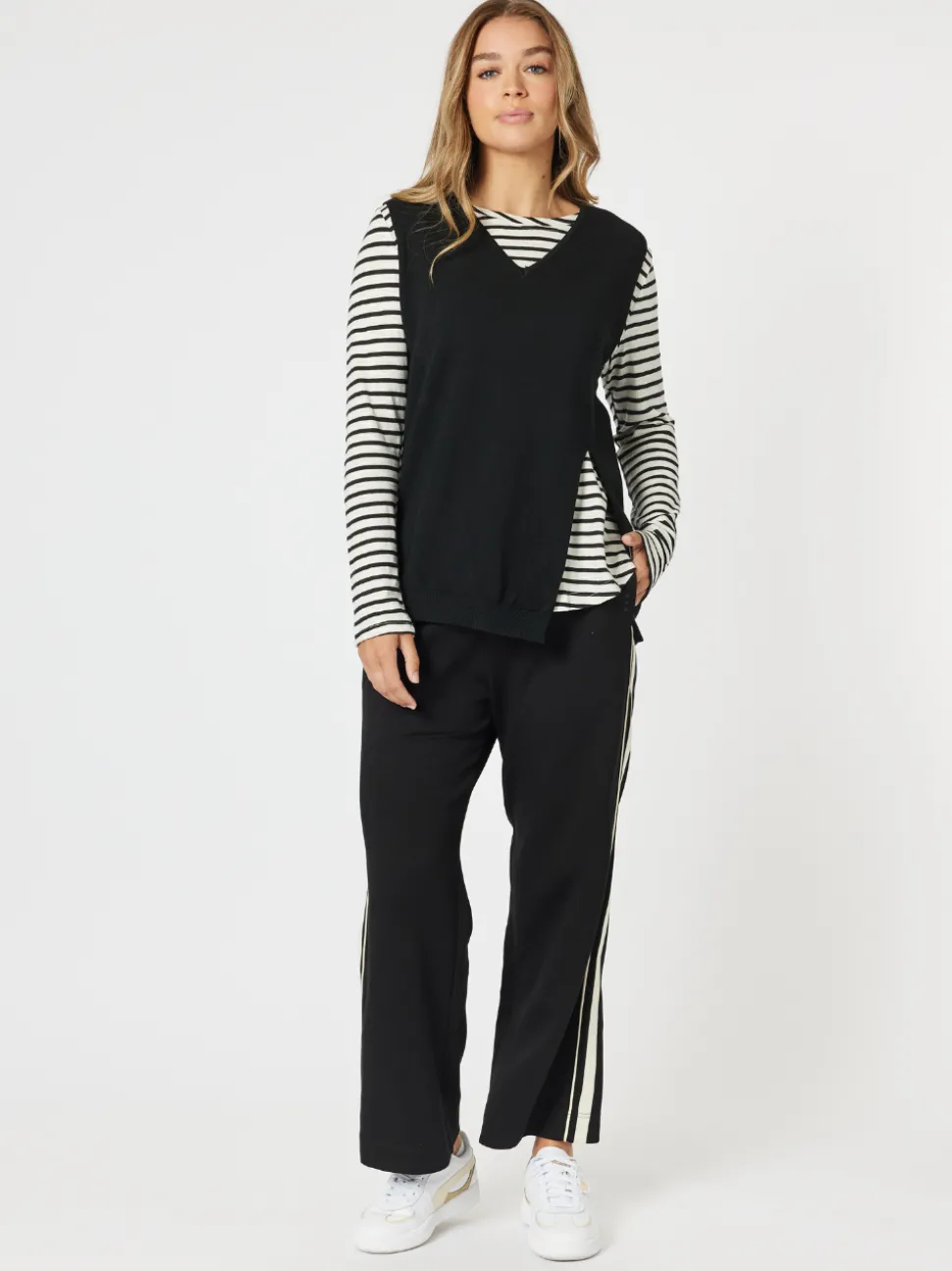 Vicky Side Split Knit Vest - Black